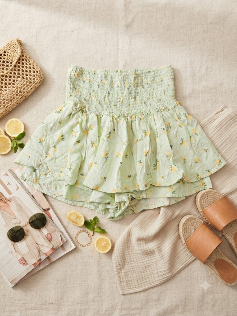Hollister Green Smocked Waist Skort With Lemon Print